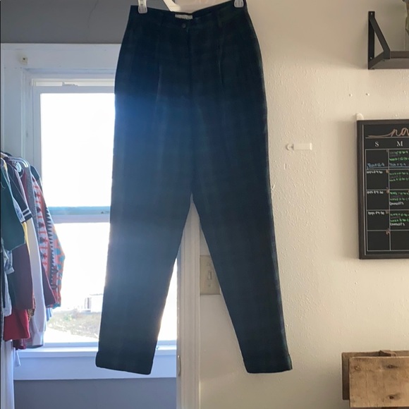 IZOD Plaid Pants - Picture 1 of 3
